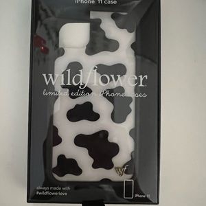 Wildflower - Moo Moo IPhone 11